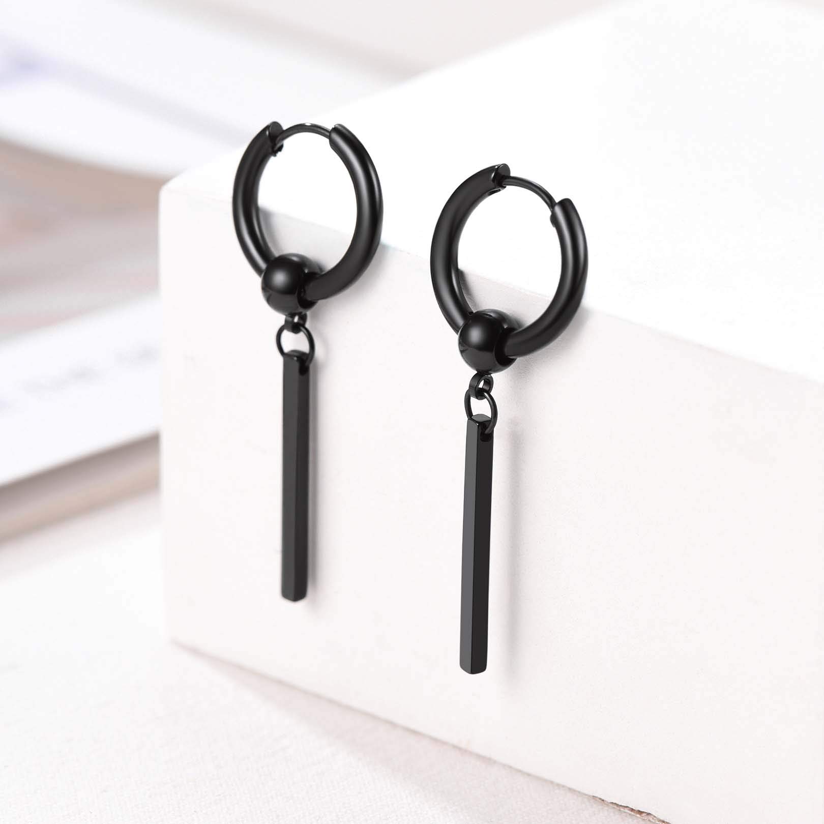 FOCALOOK Orecchini Uomo Cerchio Acciaio Inossidabile, Orecchini Acciaio Chirurgico Argento/Nero/Oro, Orecchino Uomo Piccoli Pendenti Lunghi Tondi Confezione Regalo