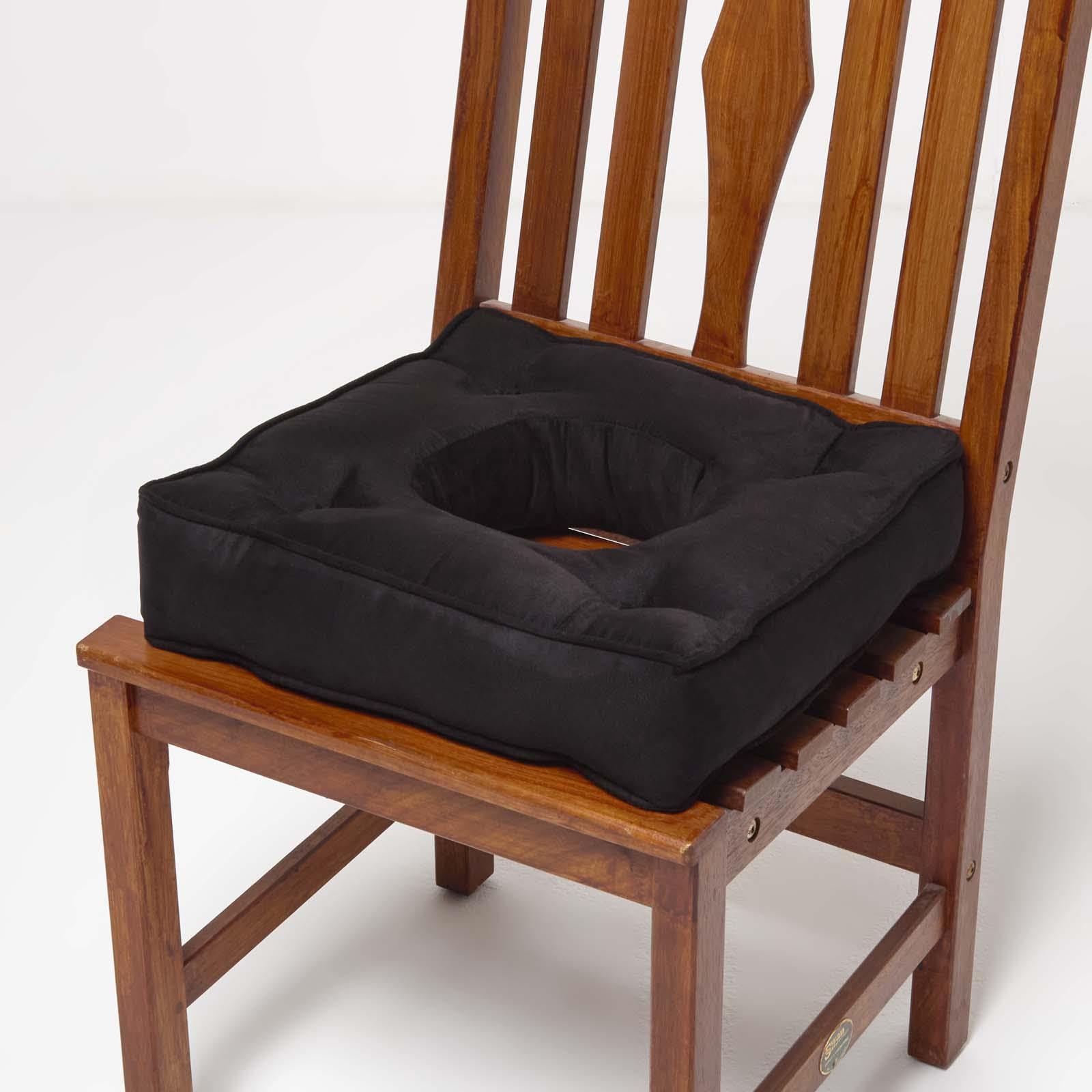 HOMESCAPES Cuscino per coccige Ultimate Comfort per alleviare il dolore al coccige, cuscino a ciambella fatto a mano con supporto solido, sollievo dalla sciatica, cuscino per emorroidi, cuscino per