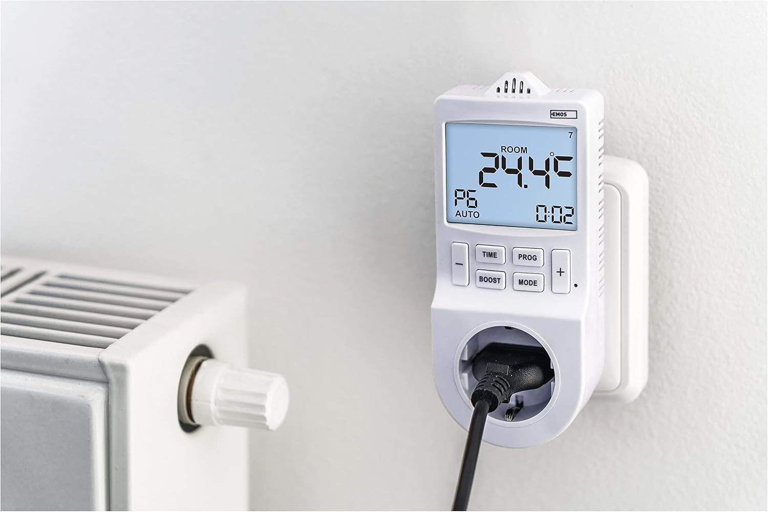 EMOS P5660SH connected to a radiator for temperature control