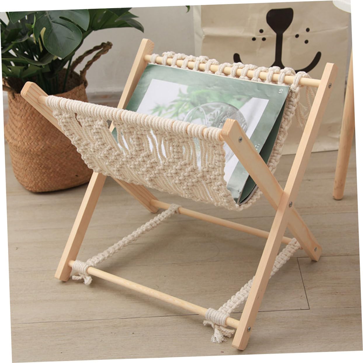 PRETYZOOM Bohemian Country Style Magazine Shelf Hand-woven Rack Storage Basket for Books Newspapers