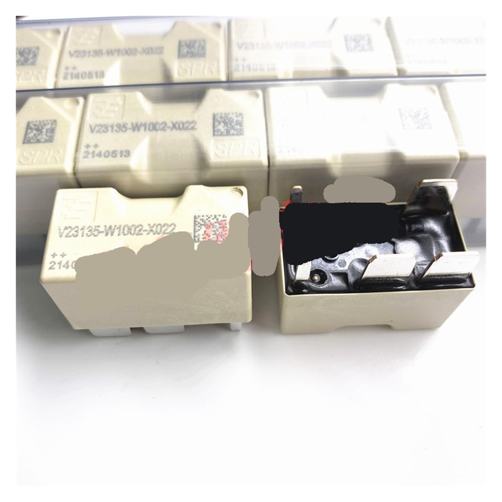 Relais V23135-W1002-X022 NISZA 12VDC 50A pour résoudre les pannes de courant