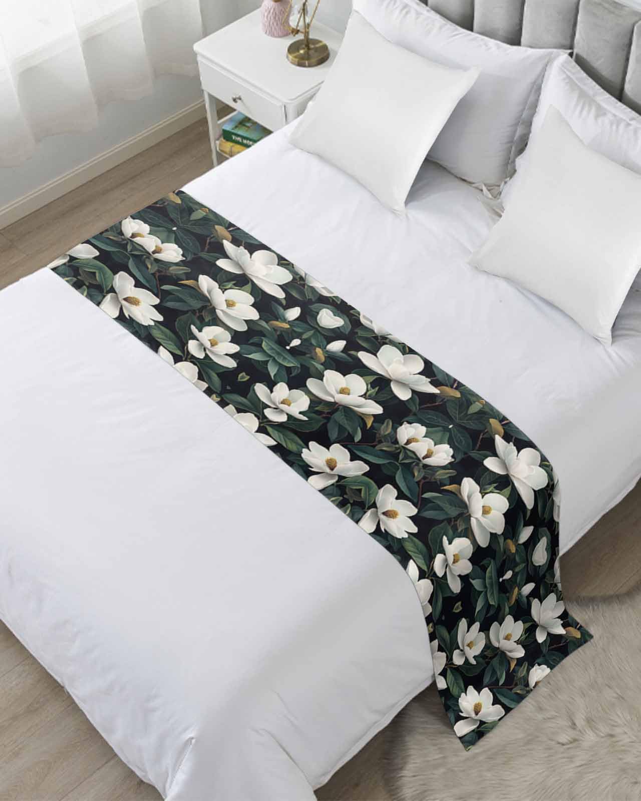 DecorLovee White Floral Bed Runners for Twin Size Bed, Decorative Bed Throws for Foot of Bed, Summer Plant Summer Wildflower Green Leaf Bed Runner Sofa Throw Bedding Scarf Protector for Bedroom