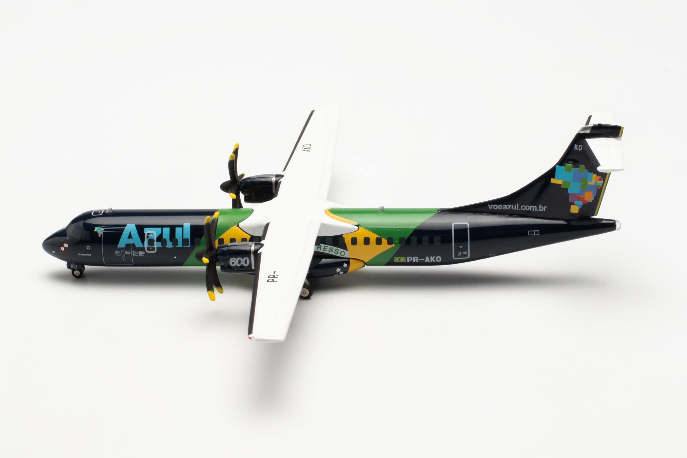 Herpa Azul ATR-72-600 Brazilian Flag Livery PR-AKO Model Plane
