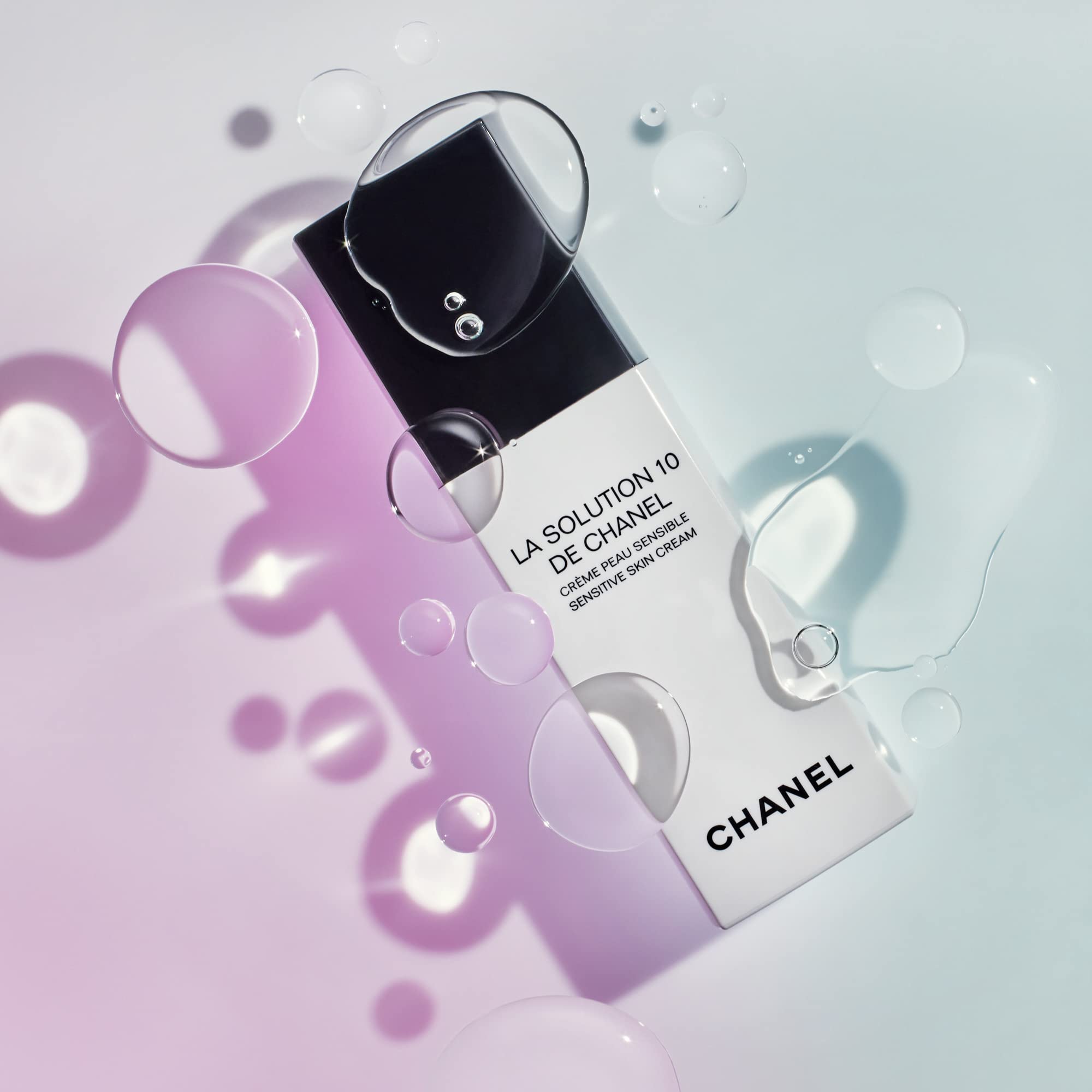 Amazon.com: Chanel La Solution 10 De CHANEL Crema Hidratante Piel
