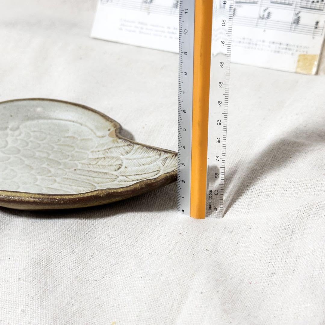 Amazon.co.jp: よしざわ窯 oldwhite 白鳥の小皿1客 ＜金彩＞ : ホーム