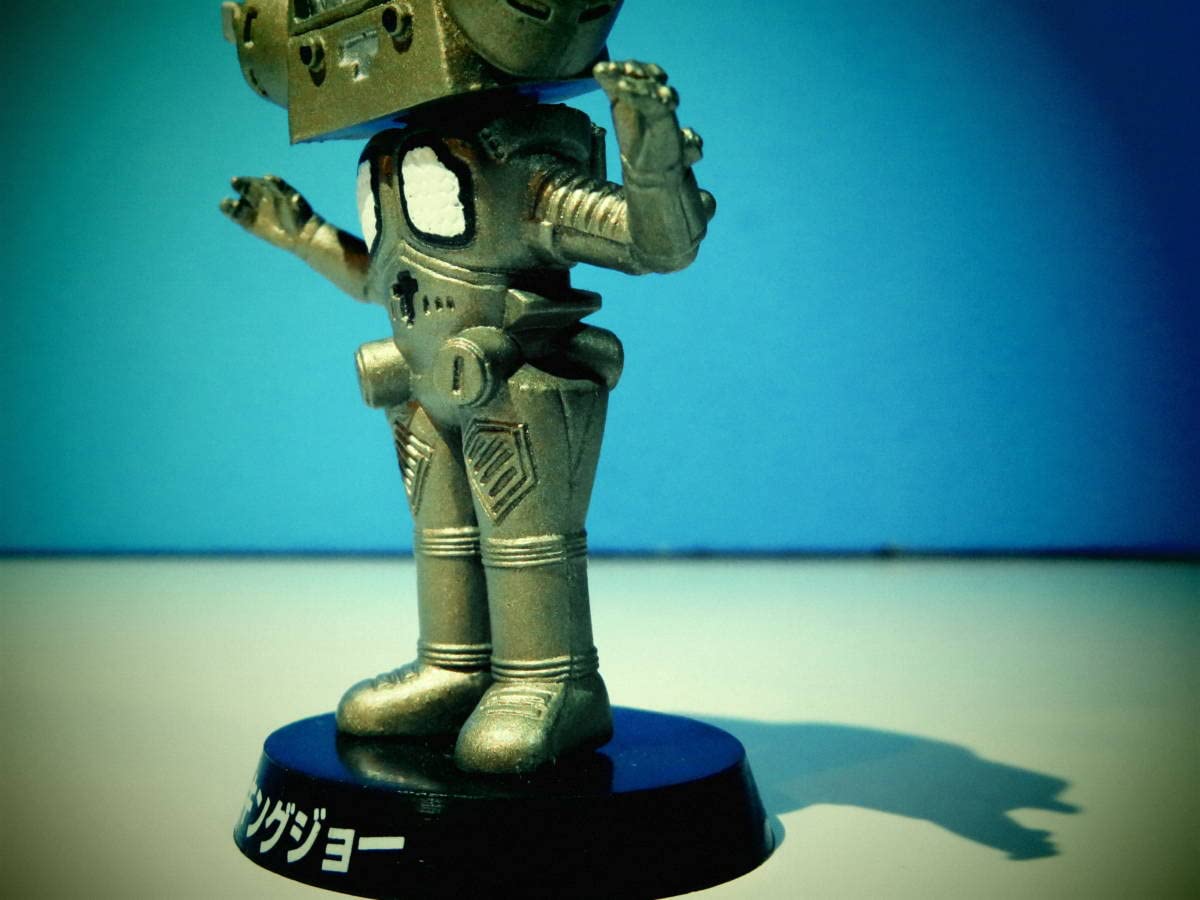 Amazon.co.jp: ウルトラセブン：ボブリング（首振り）怪獣