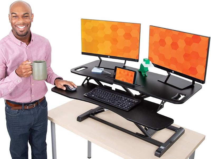 Flexpro Hero Convertidor de escritorio de pie de 37 pulgadas, para oficina y hogar, altura ajustable, espacio de trabajo de 2 niveles con estante para teclado y elevador de monitor, sentado o de pie (negro, 37 x 18 x 4,5 a 20)