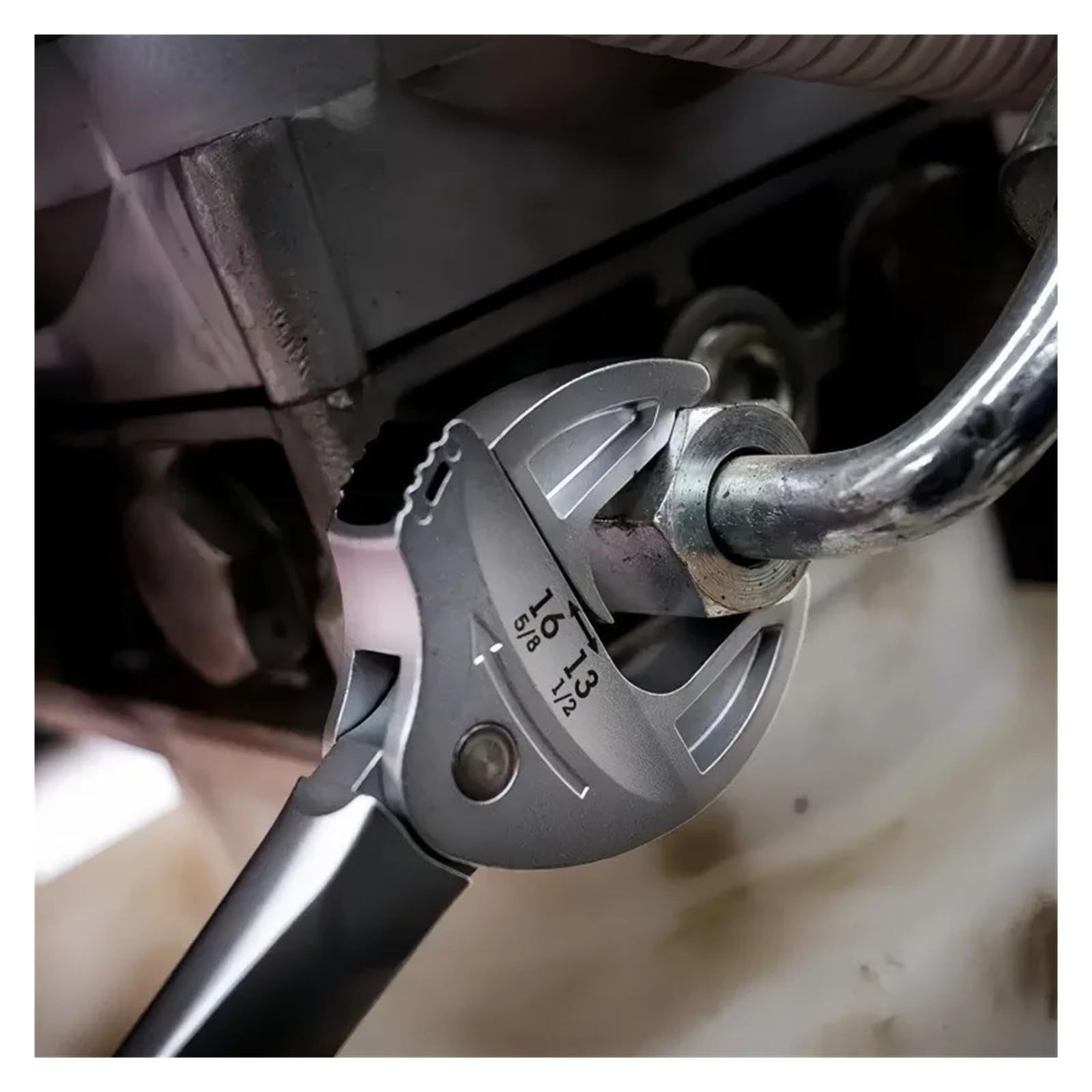 Pinza a Pappagallo Chiave industriale a granchio for impieghi gravosi con cricchetto autoregolante, ganascia larga for la produzione di tubazioni automobilistiche(19-24)