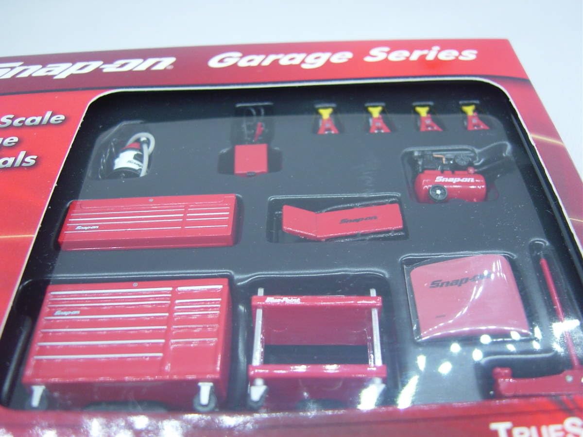 Amazon.co.jp: ～ TSM 1/43 Garage Essentials Snap on Garage Series