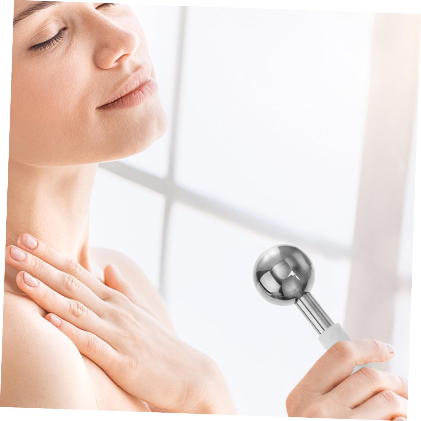 Alipis 2 Stück Edelstahl Massage Eis Kugeln für Gesicht und Hals Kühlendes Anti Aging Gesichtsmassagegerät zur Faltenreduzierung und Hautstraffung Silber Zufällige Farbe