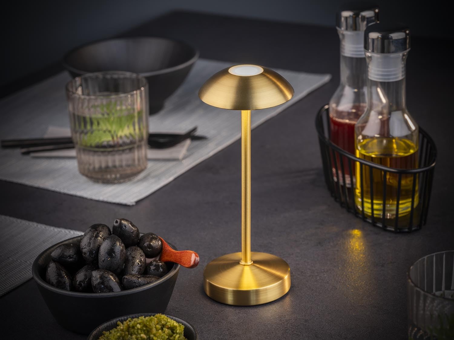 APS 17037 "ALVA Wireless USB-C Table Lamp, Colour Temperature and Brightness Adjustable, Splash-Proof IP 54 - Image 3