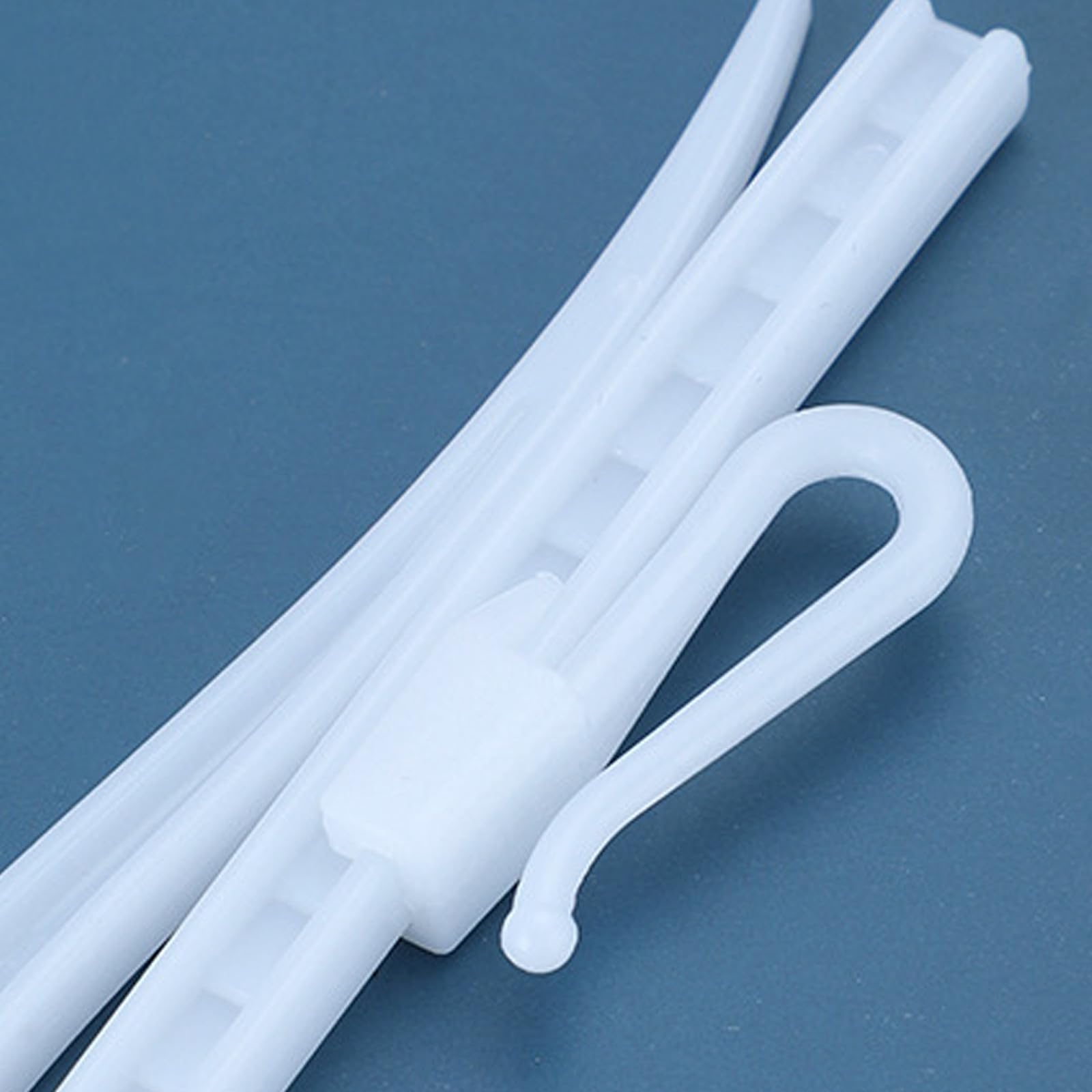 100 Ganci per Tende in Plastica Regolabili Angoli Arrotondati Resistenti e Riutilizzabili per Tende Oscuranti Scorrevoli