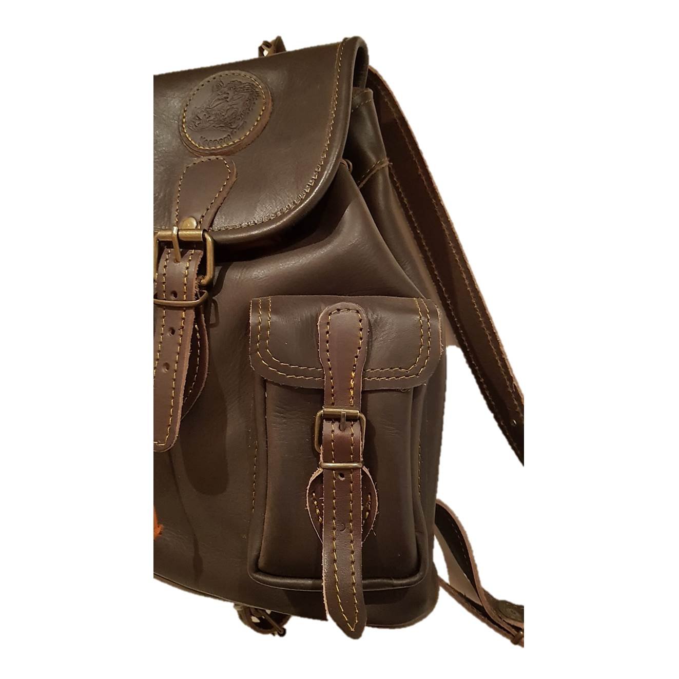 Mochila de caza fabricada en piel tamaño pequeño,