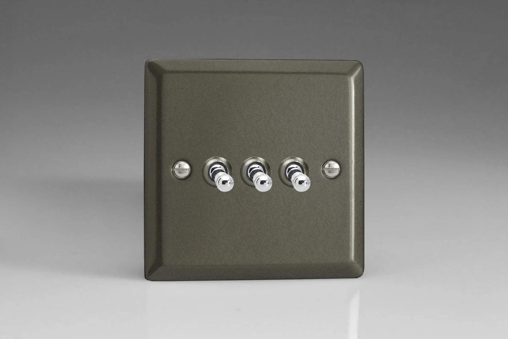 Varilight - 3G 1 or 2W 10A Classic Toggle Switch Graphite 21 - XPT3