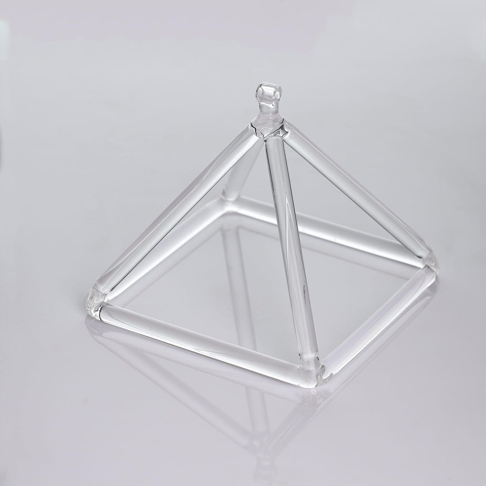 Hye-eun Crystal Singing Piramide in cristallo trasparente, 6 pollici, in quarzo trasparente, con asta sonora di cristallo e corda viola, per terapia acustica, meditazione e lavoro energetico