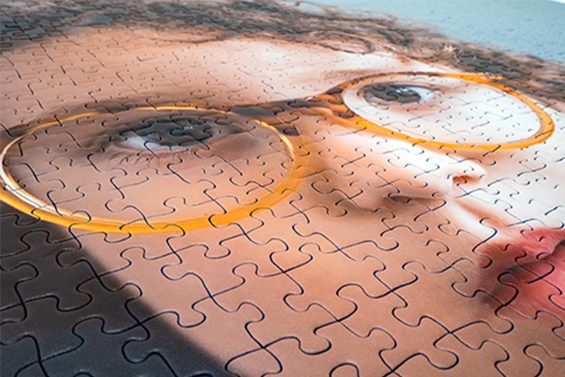 Ravensburger Fotopuzzle - 1500 Teile Puzzle zum Selbstgestalten - personalisierte Fotogeschenke für Kinder und Erwachsene (Rote Metallbox/Querformat)