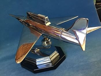 ジェット戦闘機　卓上 ライター　60年代　レトロフューチャー　ミッドセンチュリー Amazon.co.jp: ジェット戦闘機 卓上 ライター 60年代 レトロ