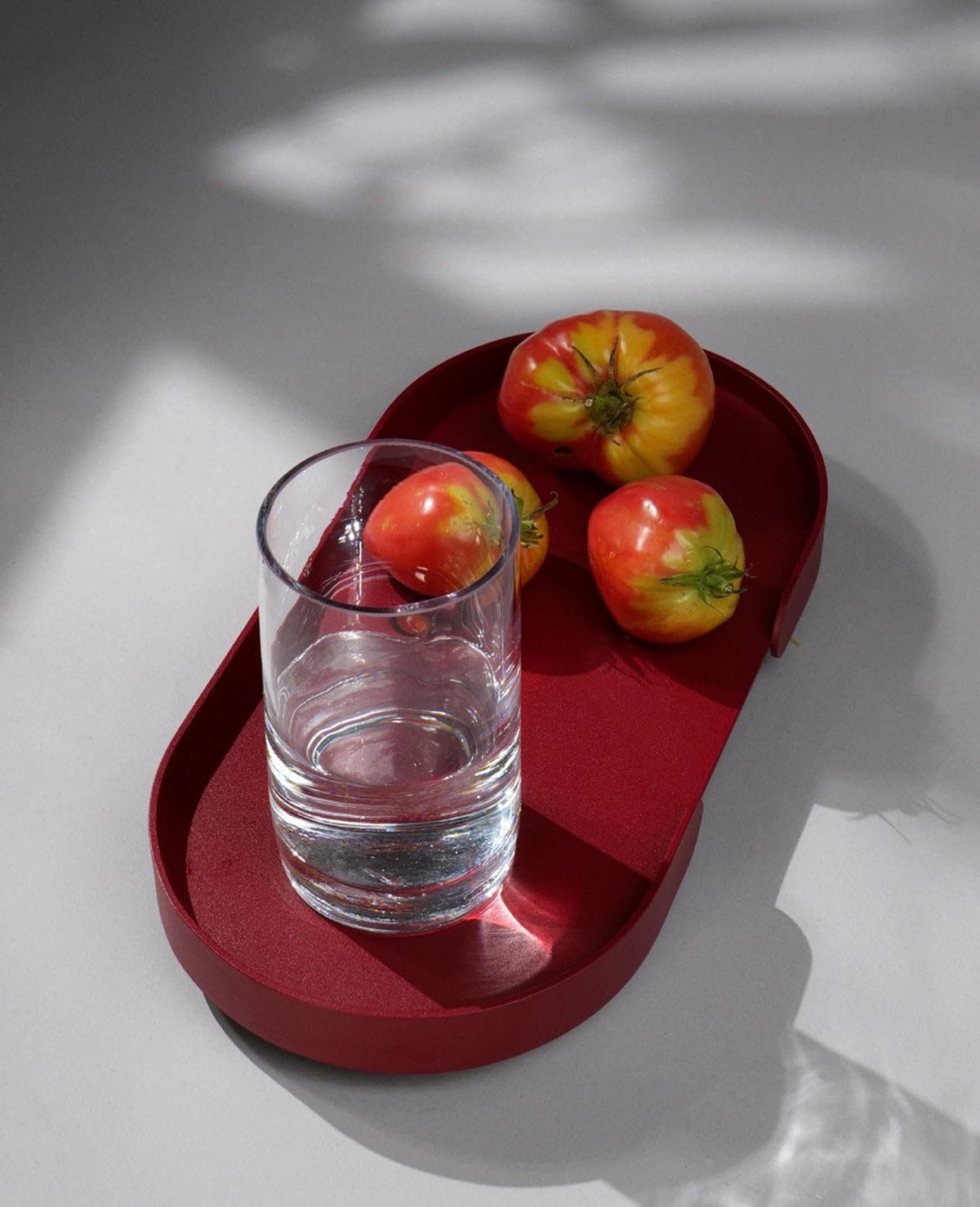 Butler Tablett aus Aluminium, mit hochwertiger Pulverbeschichtung, Innovatives Design aus Deutschland făr Indoor/Outdoor geeignet, Made in EU by Siqual-Design (Rot)