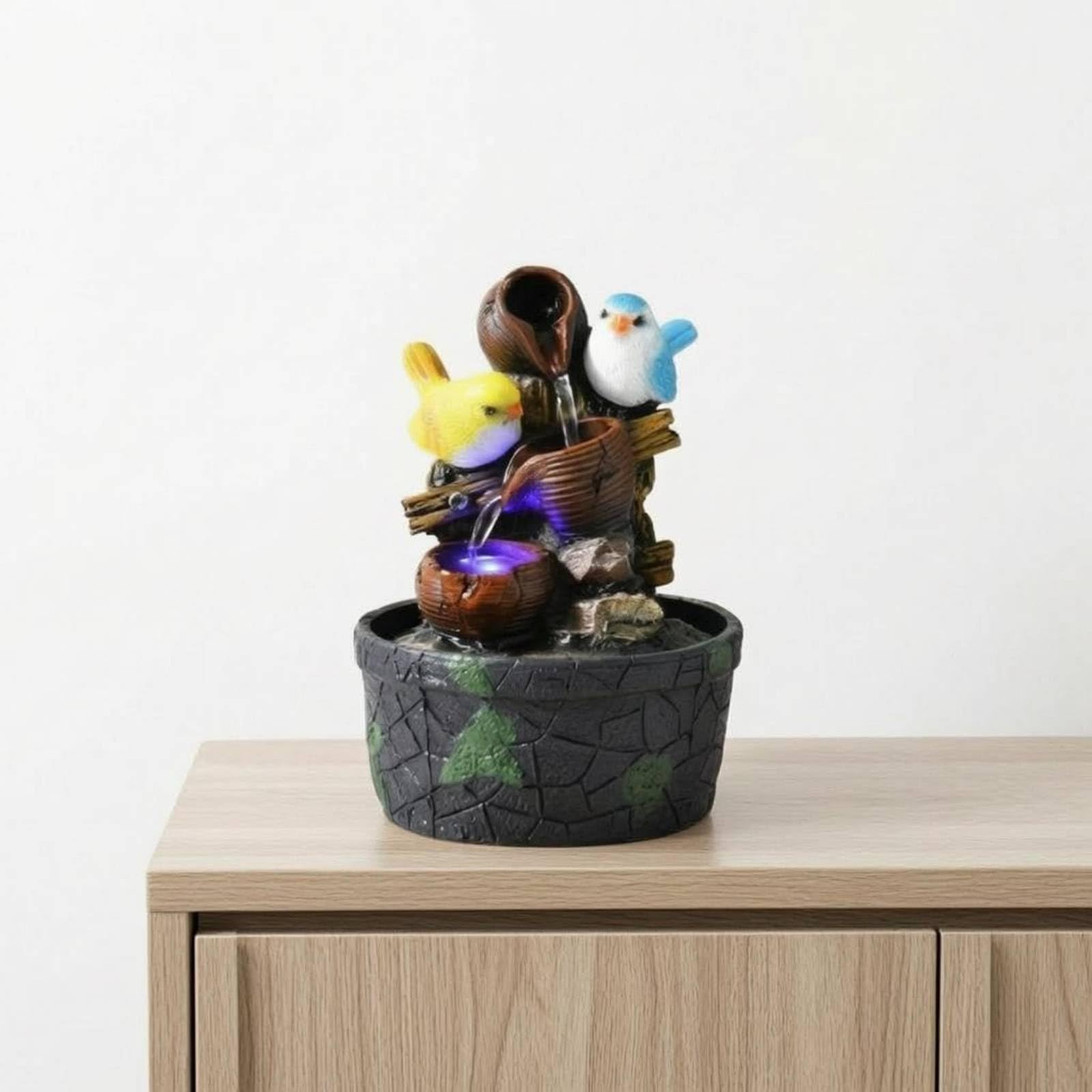 F Fityle Fuente de Escritorio Fuente de Mesa Cascada Decorativa Mini Fuente Interior Adorno Resina Silenciosa con Circulación de Agua Suave Diseño Europeo