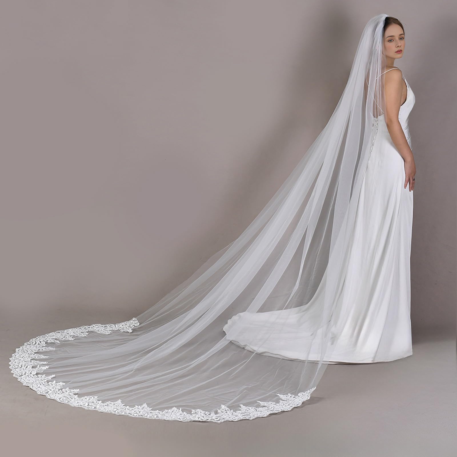 Tocado de novia ligero con encaje ornamental, perfecto para exteriores, aireado, ligero, con encaje ornamental