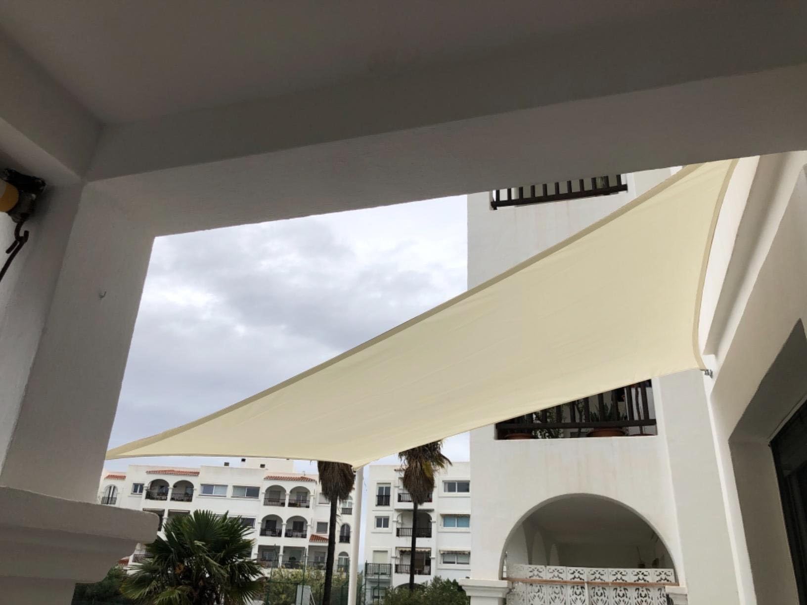 Vele Parasole da Giardino Traspirante 2.0x5.0m Realizzata in Tessuto di Poliestere Oxford（PES） Protezione Raggi UV 95% Permeabile all'Aria e all'Acqua Tenda Vela Ombreggiante(Beige,3.0x4.0m)