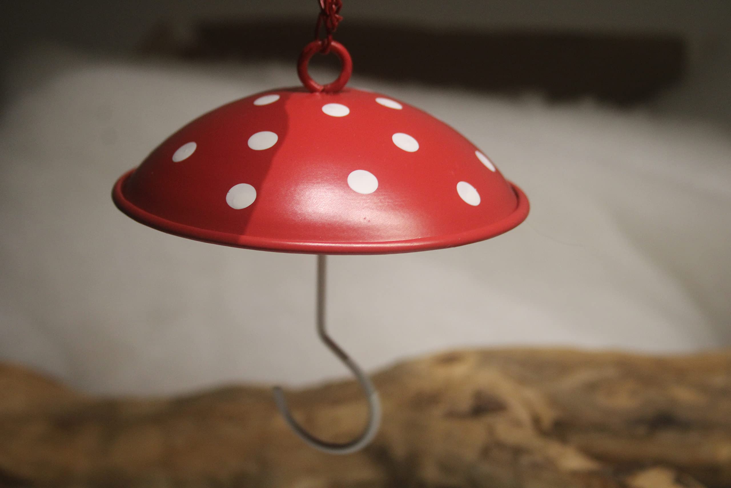 Meisenknödelhalter Schirm rot mit weißen Punkten, Durchm. 11,5 cm, Gesamtlänge hängend 31 cm