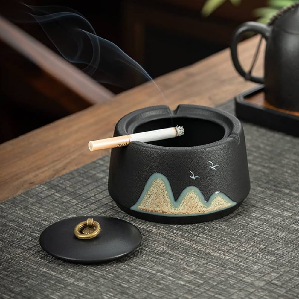 アッシュトレイ 彫刻 陶器 灰皿 置物 インテリア 手 パイプ型 アンティーク Amazon.co.jp: アッシュトレイ 灰皿 セラミック 山の柄 スモーク用品