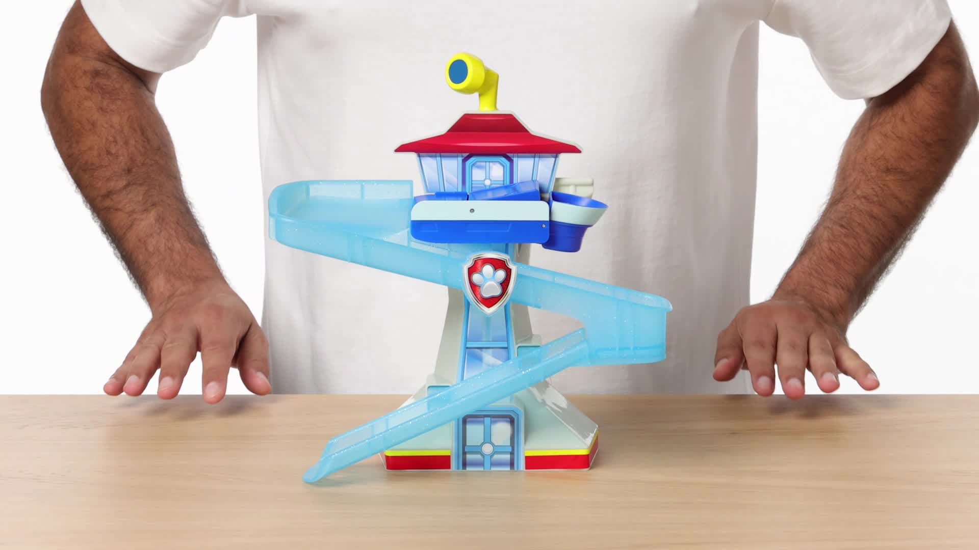 Amazon.com: PAW Patrol Adventure Bay Bath Playset with Light-up Chase  Vehicle, Bath Toy for Kids Aged 3 and up : Toys & Games