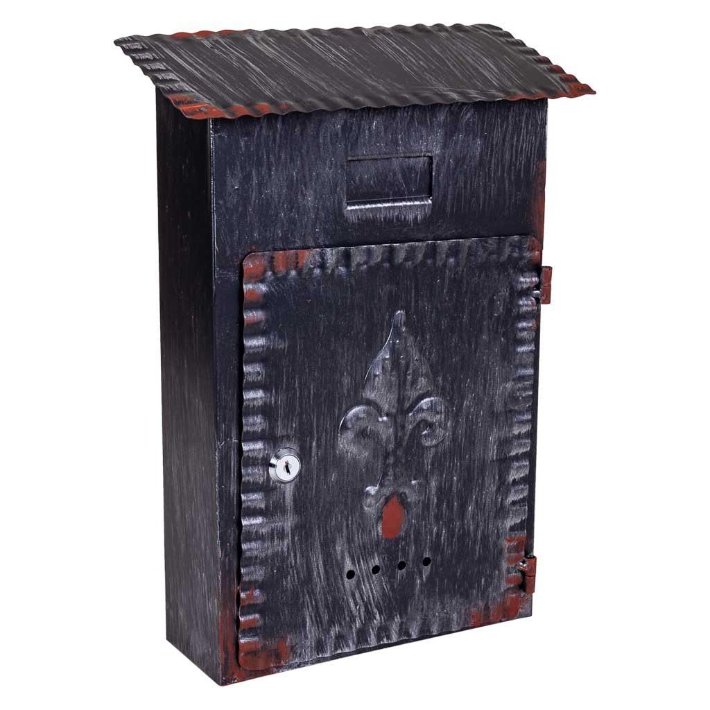 Boîte aux lettres de metal moderne pour entrée de maison moderne