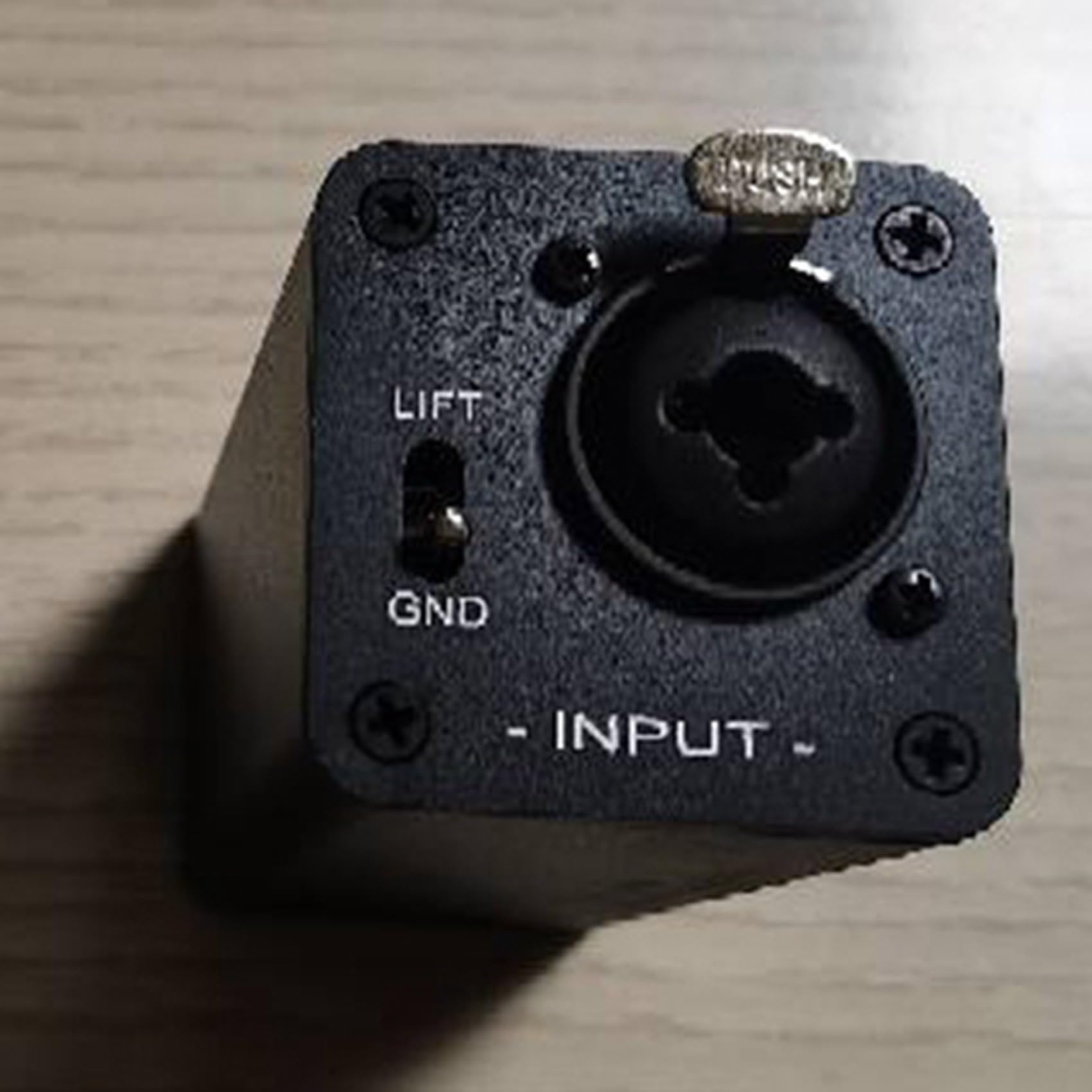 Bloepum 2X Audio Isolator Noise Reduction,Eliminates Current Noise,DI Grounding Box,6.5 XLR Mixer Audio Isolator, MAI-130 Mono