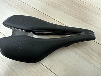 Amazon | Giant FlEET SLR カーボン サドル | ノーブランド品 | サドル