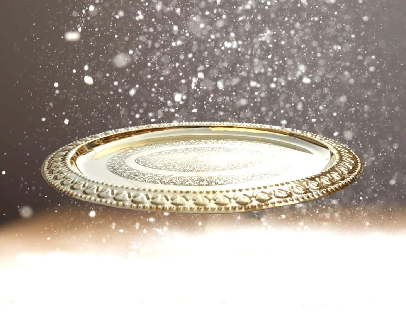 SOLINO Brass Nakshi Flower Design Embossed Oval Tray, Engraved Scene, Solid Brass, Catch-All Tray, Retro Brass Tray, Gift Item Vintage Brass Serving Tray 5 61P00Cge3eL. SL1364