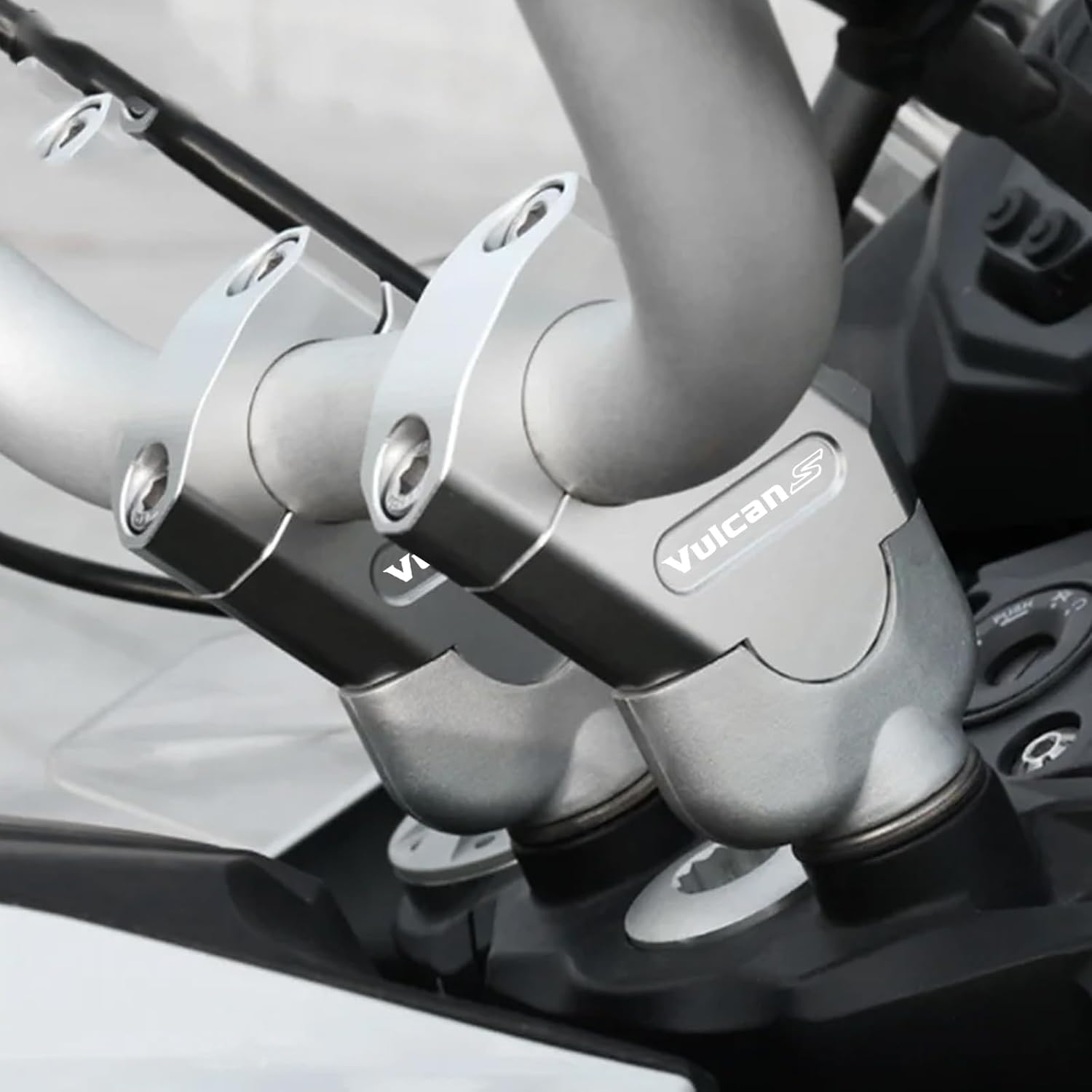 For Vulcan S 650 VN650 2025 Motorcycle Handlebar Riser Heightening Clamp Mount Pit vulcan s 650 2018-2026 motorcycle accessories (Black)