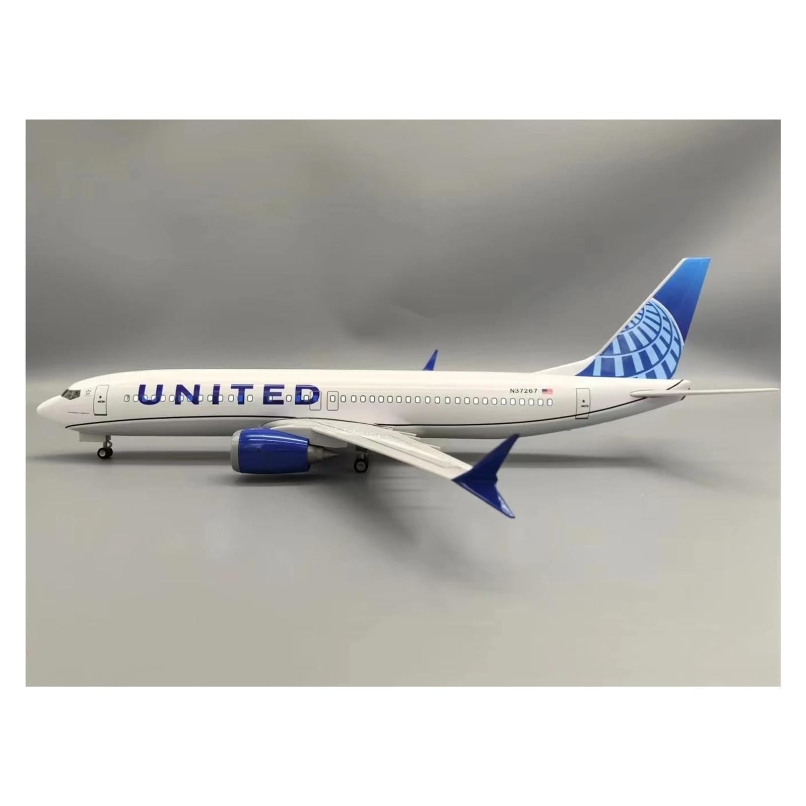 Skala samolotu 47CM dla Boeinga 737 samolotu United Airlines Model odlewu samolotu samolot Model samolotu dekoracja biuro nadaje się do wyświetlania (bez światła)