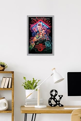 Vista 112 de Trends International - Stranger Things de Netflix: Temporada 3, póster para pared de una hoja, 57 x 86 cm, versión de alta calidad no enmarcada