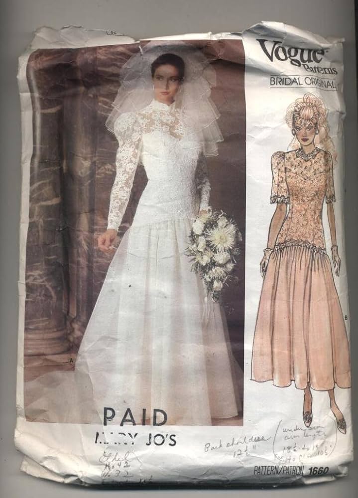 Amazon.com: 1980s Vogue Bridal Originals Wedding Dress