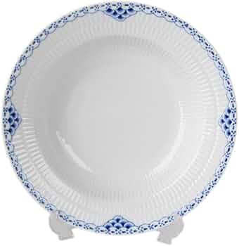 値下げしました。大皿　ロイヤルコペンハーゲン 三角形皿 354 値下げしました。大皿 ロイヤルコペンハーゲン 三角形皿 354