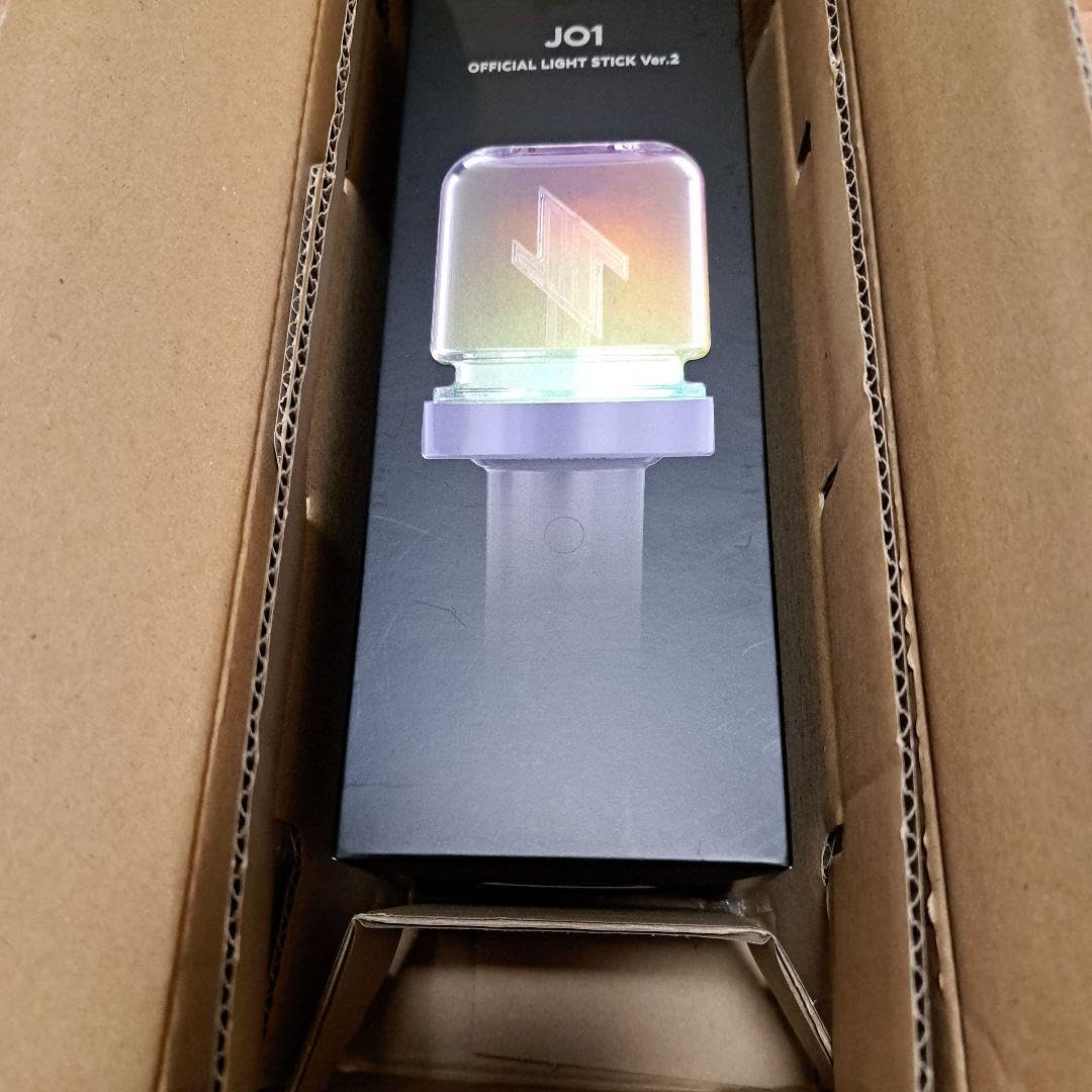 Amazon.co.jp: JO1 OFFICIAL LIGHT STICK ver.2 : ホーム＆キッチン