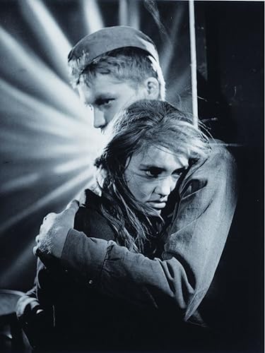 Miniatura 2 de The Cranes are Flying (The Criterion Collection)