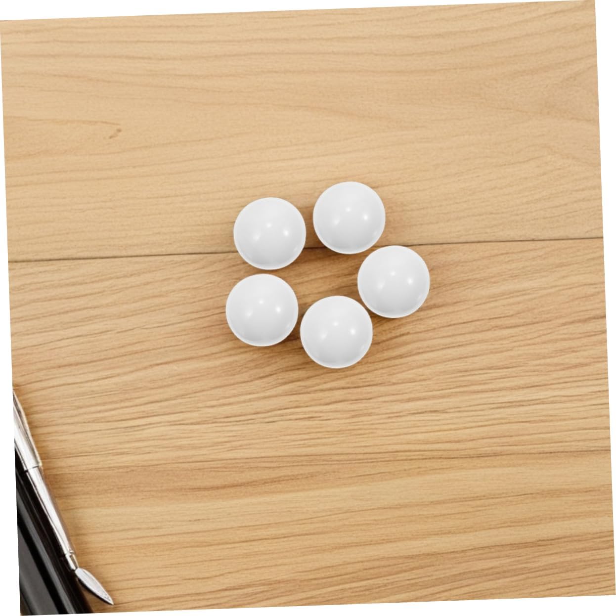 YARNOW 10pcs Acrylic Roulette Balls for Wheel White Trajectory Beads Smooth Game Accessories for Home Bar and Family Gatherings