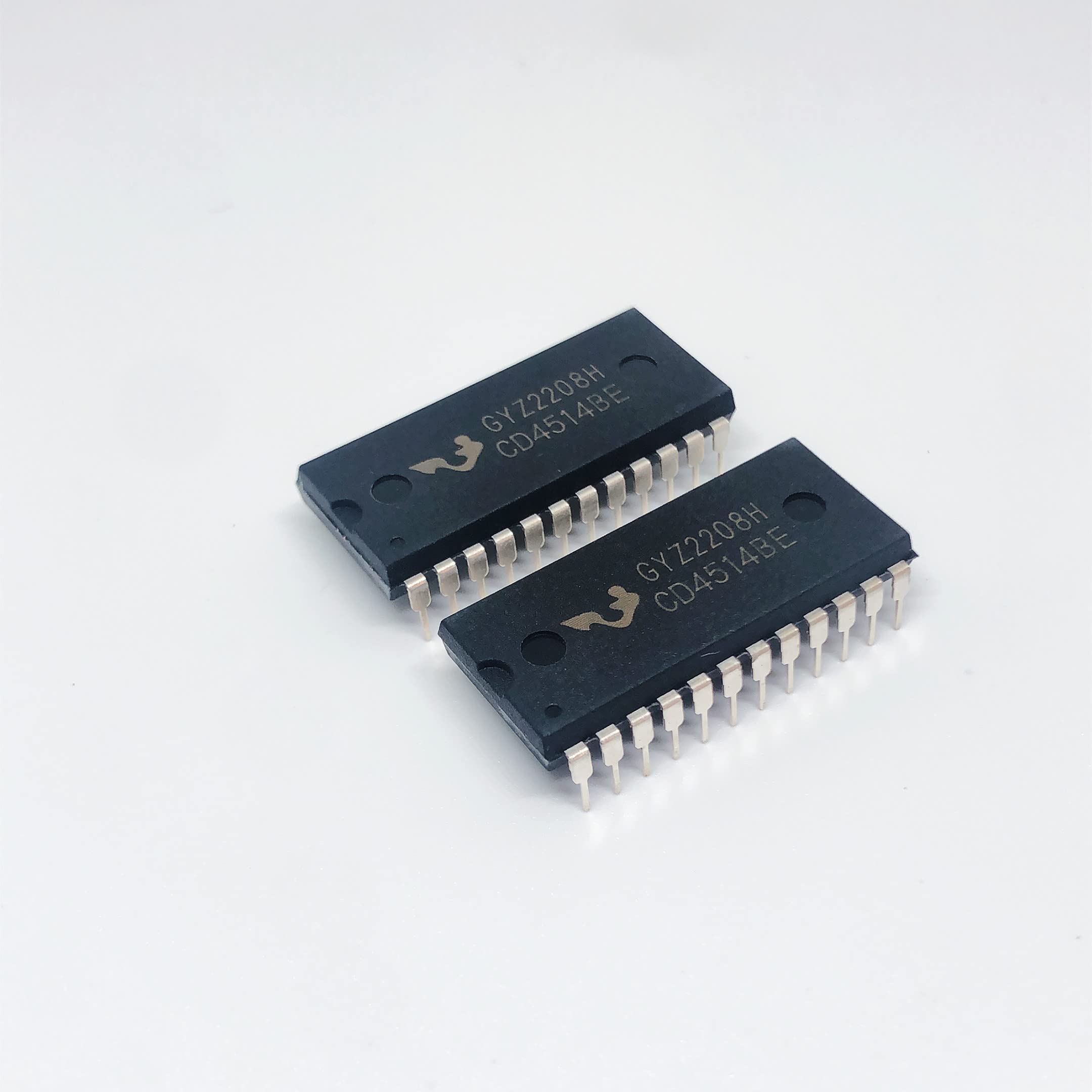 10PCS CD4514BE CD4514 DIP-24