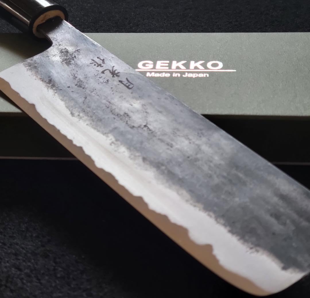 Amazon.co.jp: 青紙スーパー 黒打 菜切万能包丁 165㎜ G1645 焼柄 月光 