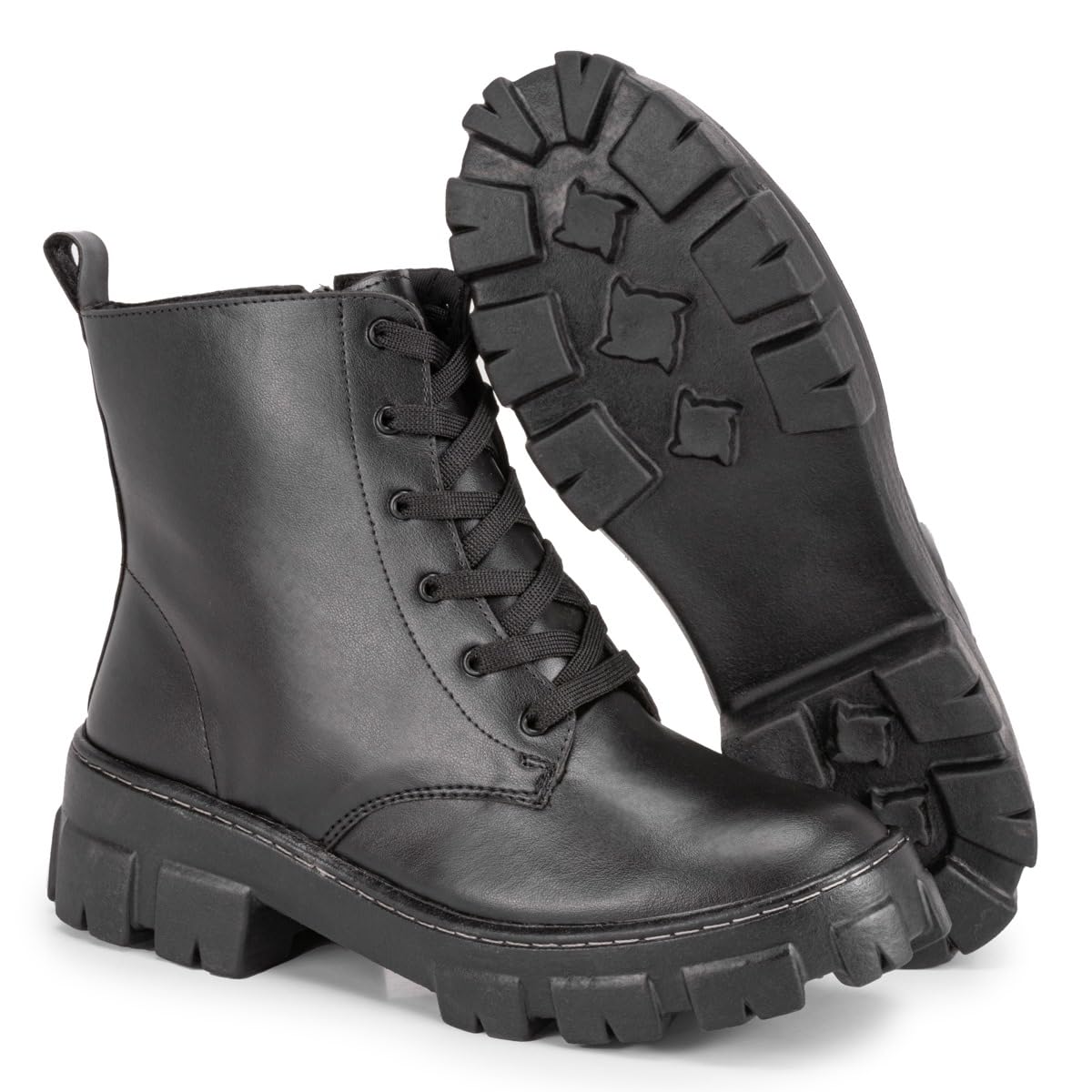 Bota Coturno Feminino Tratorado Tendencia Charmosinha Preta (Preto, BR, Adulto, Numérico, 35) em promoção! Veja a oferta e mais achadinhos de Botas 5 Hoje é o melhor dia para comprar Bota Coturno Feminino Tratorado Tendencia Charmosinha Preta (Preto, BR, Adulto, Numérico, 35) com aquele preço maroto! Promoção! Aproveite a oferta! 5