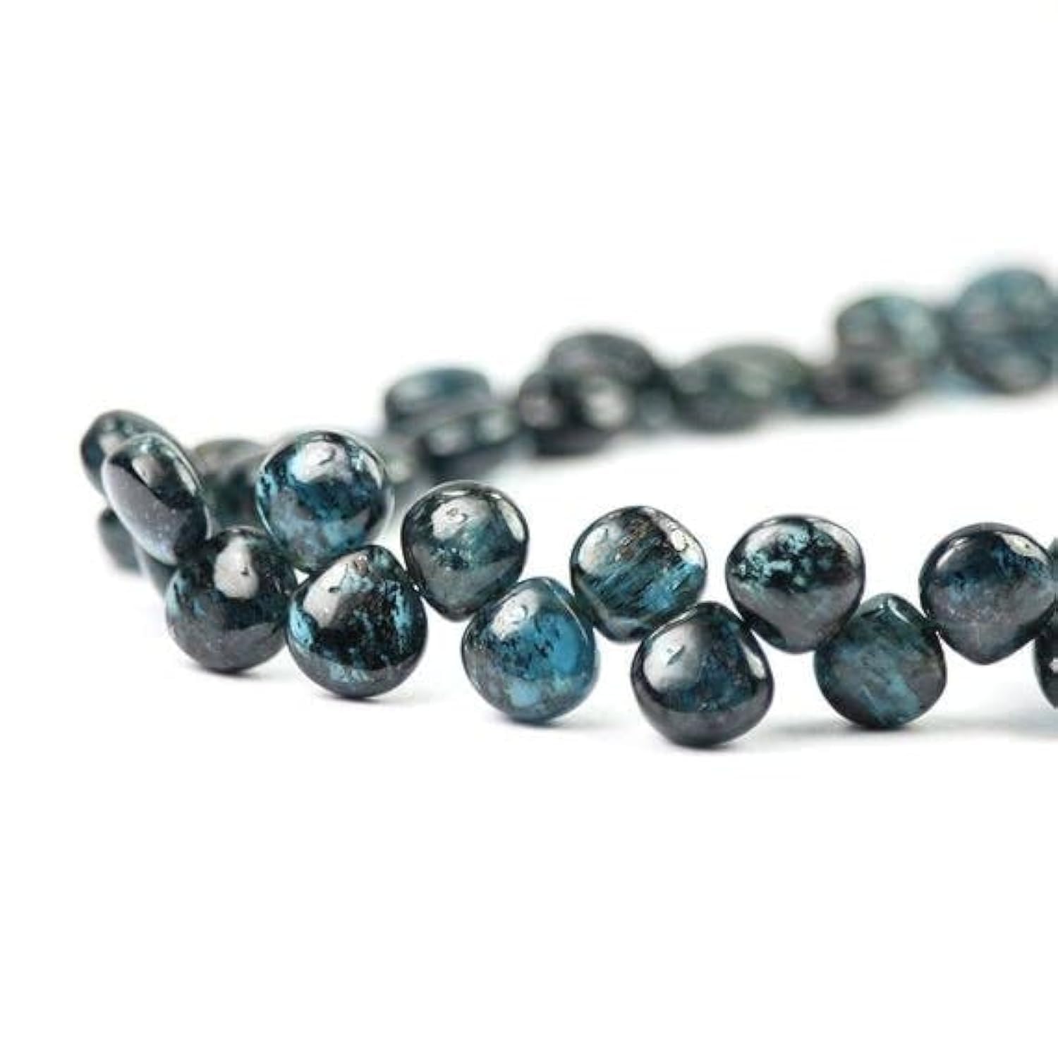 Moss Kyanite smooth heart briolettes 4 green blue gemstone 7.7-8.7mm