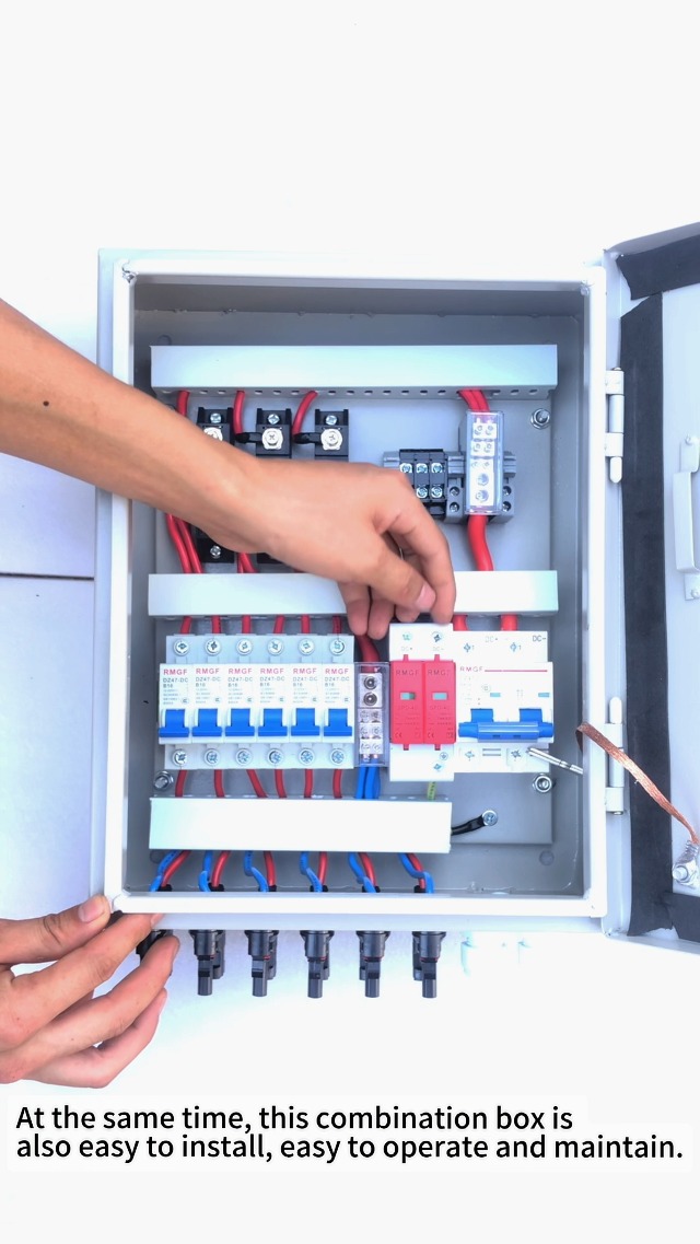 GXELZK Solar Combiner Box with 6 Strings, 80 A Circuit