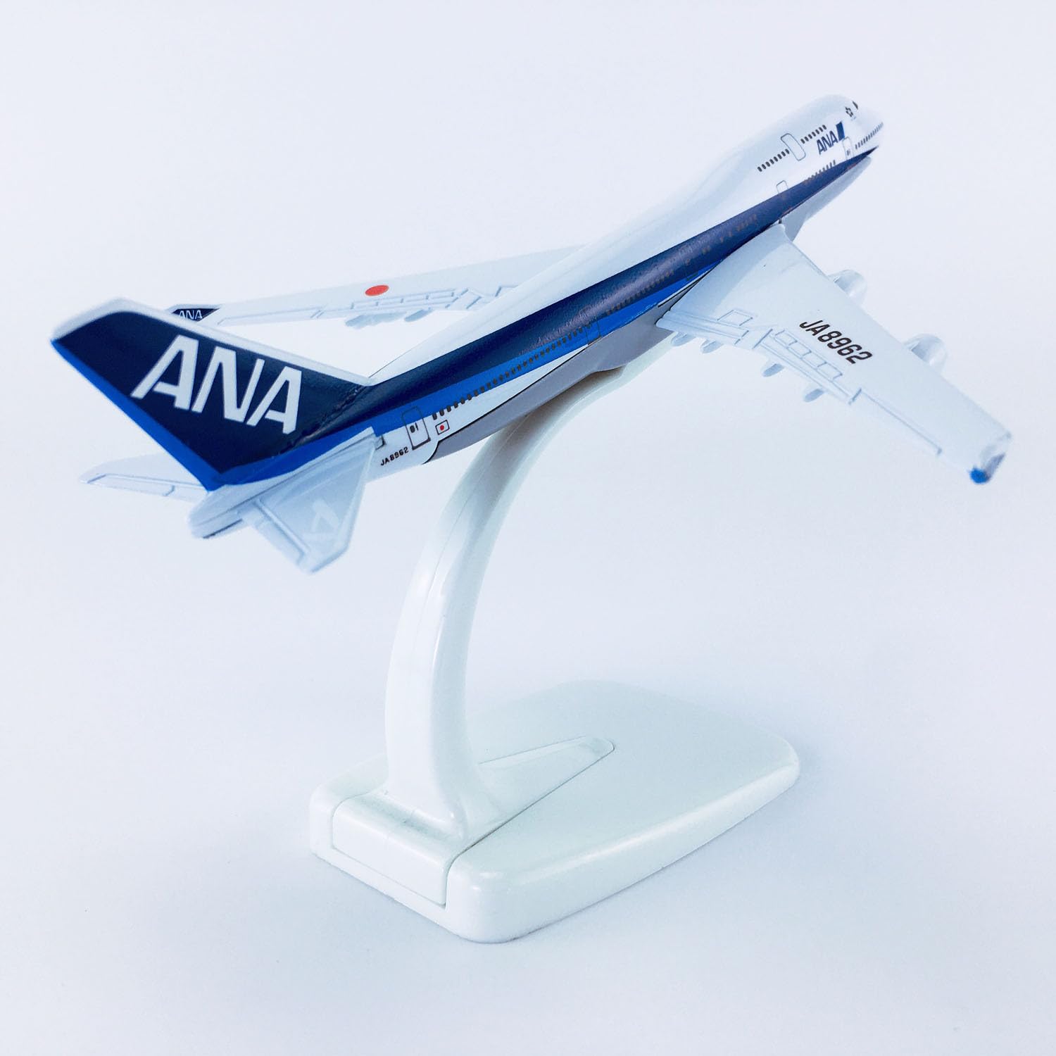 Amazon | 1/400 16cm 全日空 ANA ボーイング B747-400 合金