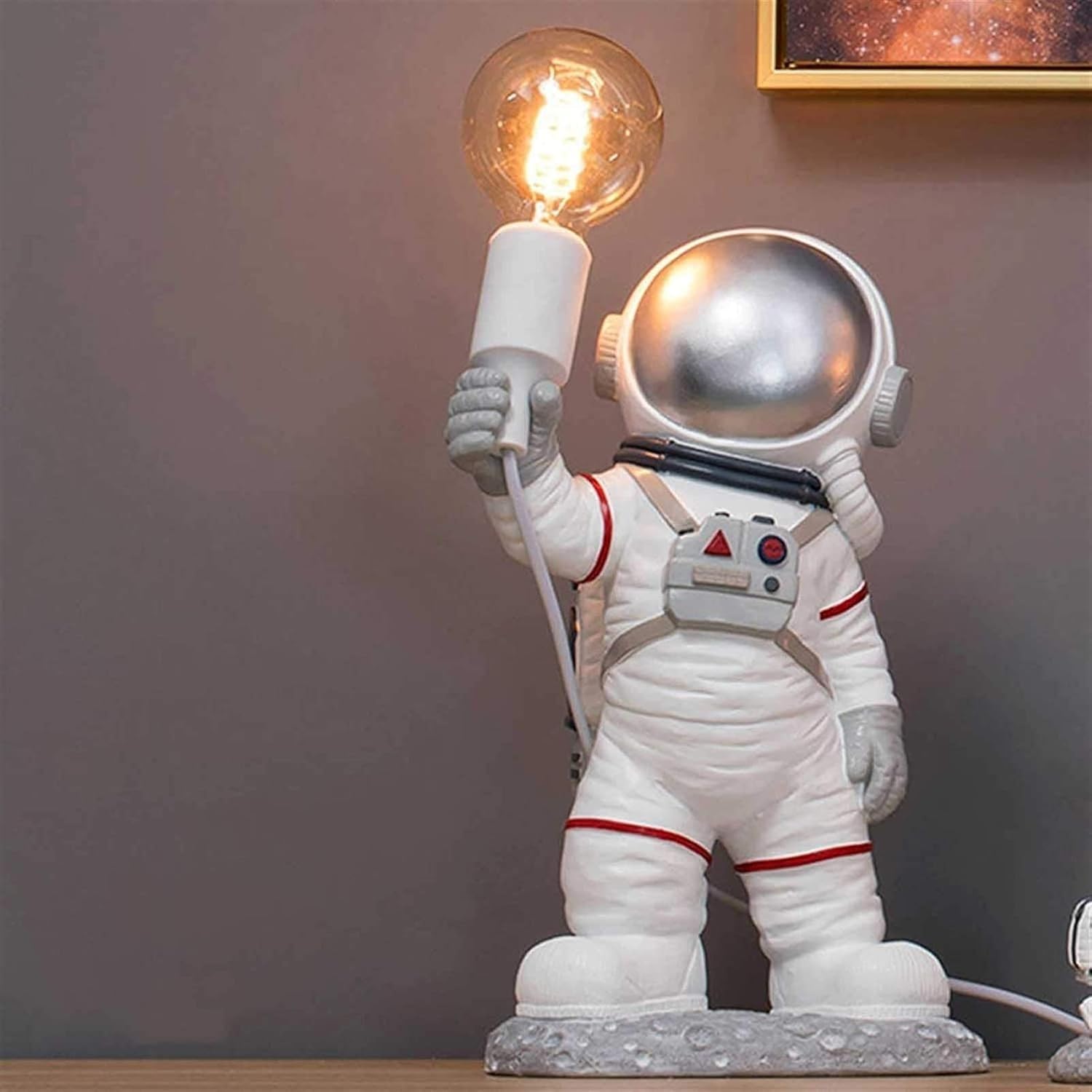 DFAEEKIYO Table Lamp Creative Astronaut Resin Children's E27 for Living Room Bedroom Study Lounge Bedside Home Decoration