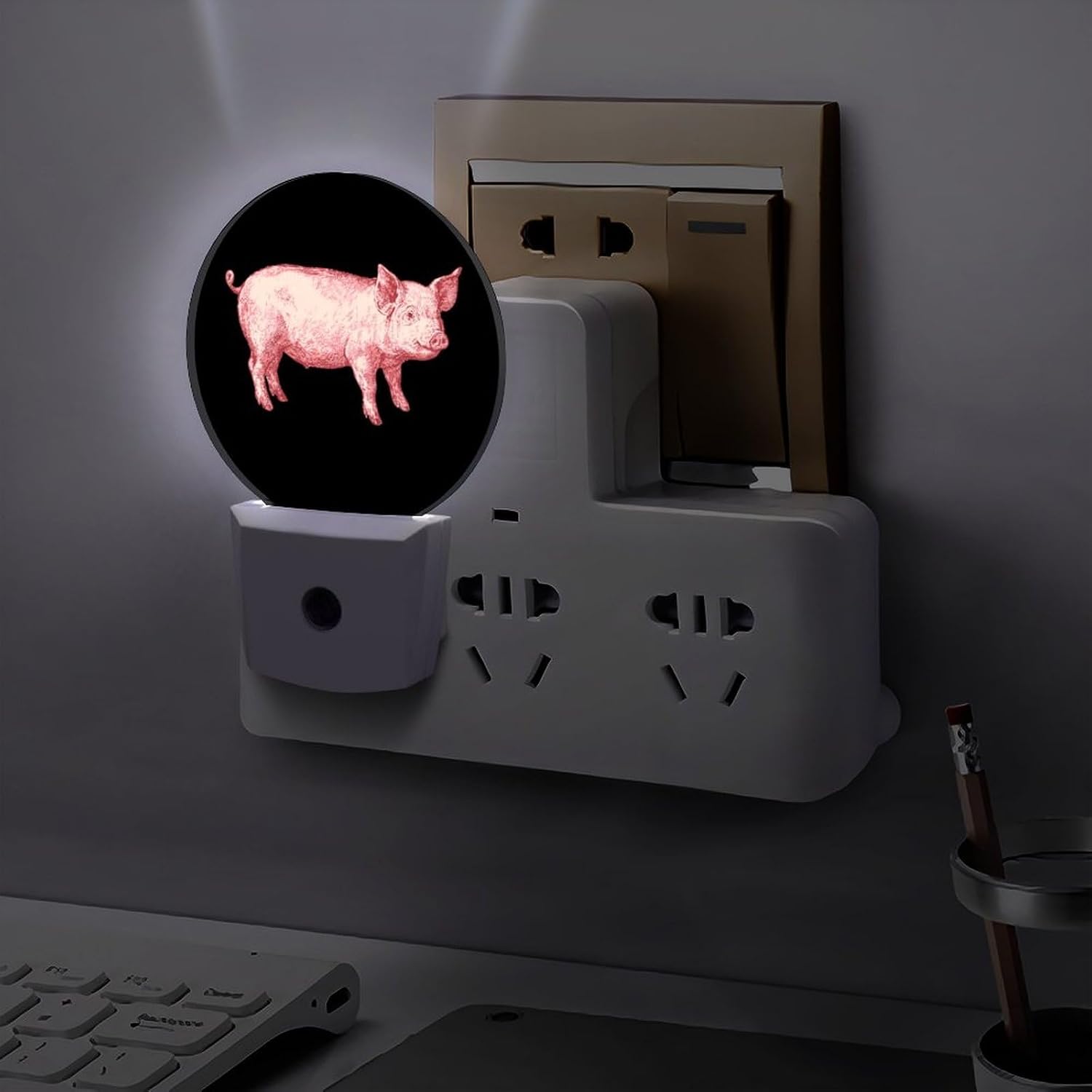 Pigs Art Night Light LED Night Lights Plug Into Wall 11.2x5x7.5cm image 5