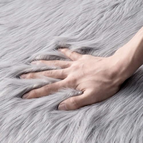 Miniatura 3 de MIULEE - Alfombra peluda suave y esponjosa de piel sintética de lujo, para dormitorio, sala de estar, sofá, silla, de 2 x 3 pies, color gris