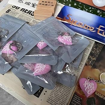 Girls Don't Cry l KEYCHAIN ステッカーセット Amazon.co.jp: ガールズドントクライ Girls Dont Cry ステッカー